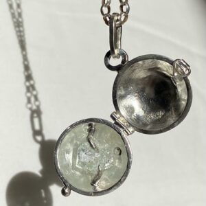 Visions of the Sacred Heart Locket - Image 3