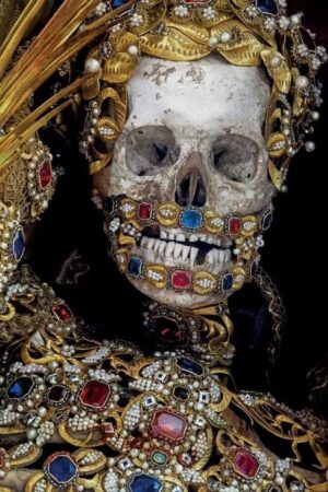 THE MARTYR - Image 4